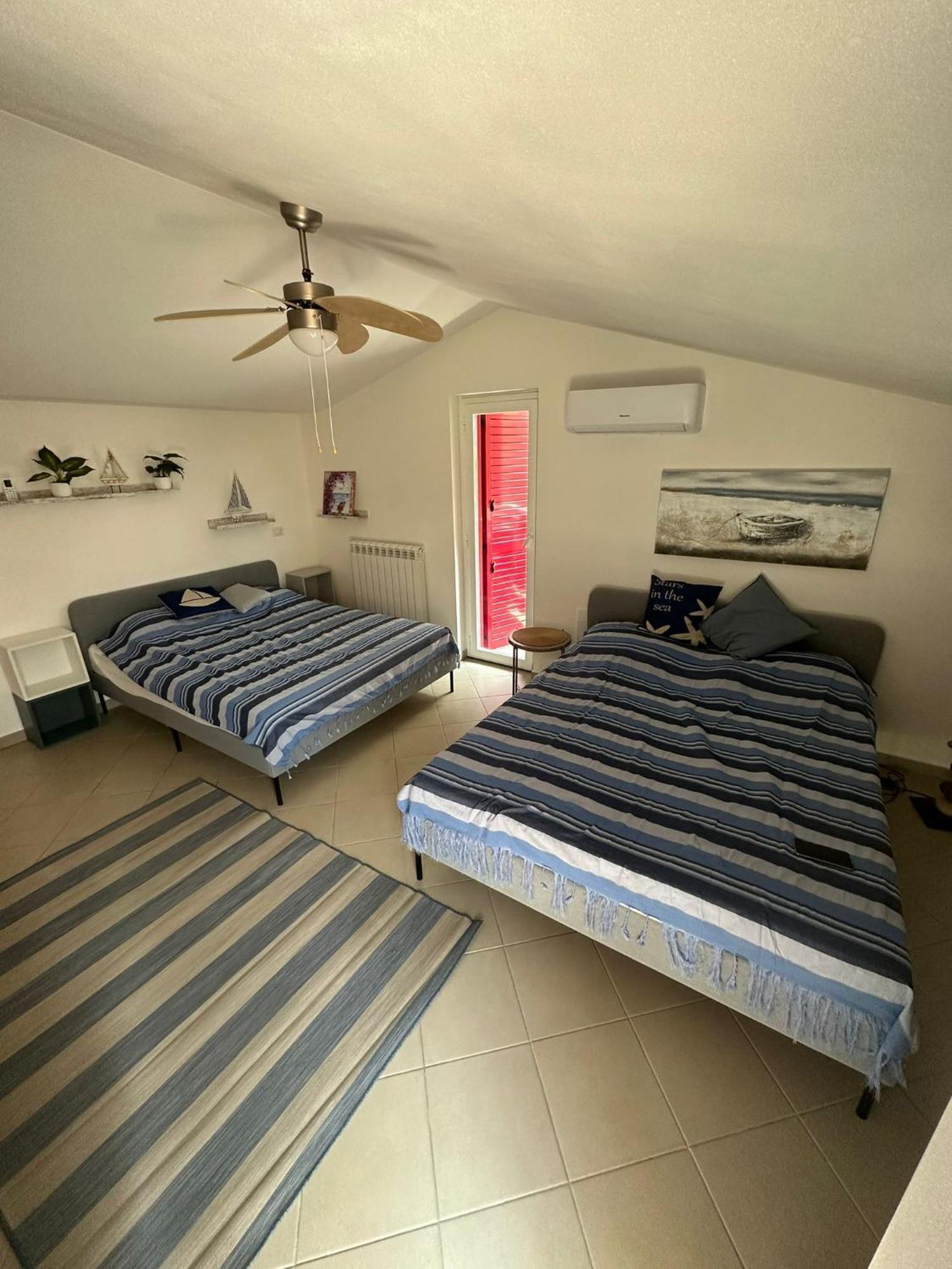 Bella Alba Apartment On The Beach Альба-Адриатика Экстерьер фото